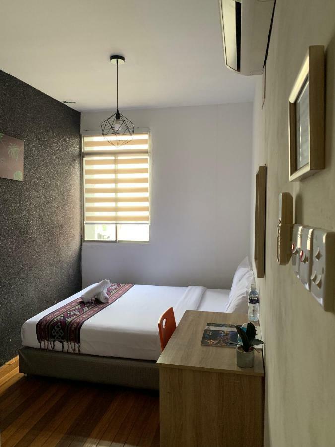My Place Hotel & Lodge Кучинг Екстериор снимка