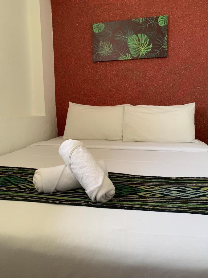 My Place Hotel & Lodge Кучинг Екстериор снимка